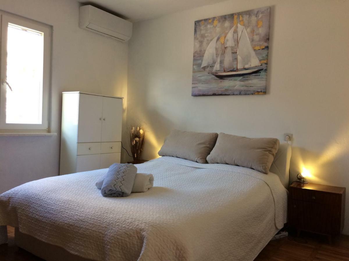 Apartment Marina 코미자 외부 사진