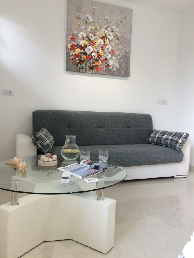 Apartment Marina 코미자 외부 사진