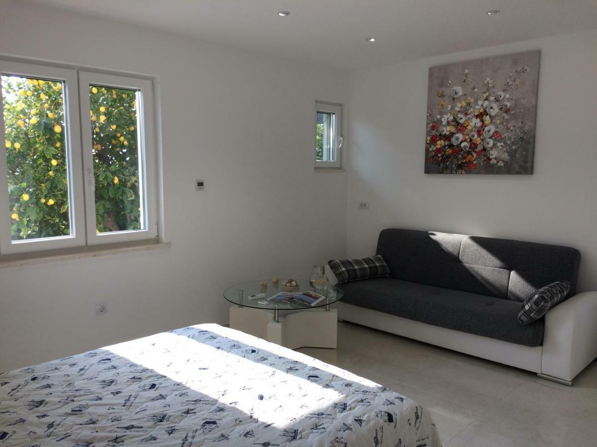 Apartment Marina 코미자 외부 사진